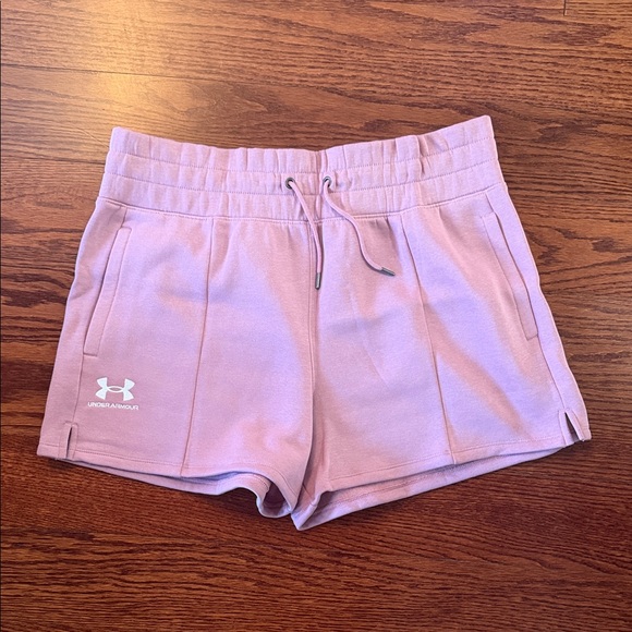 Under Armour Women's Light Pink 4” Essential Fleece Athletic Shorts Sz XL! - Picture 2 of 7